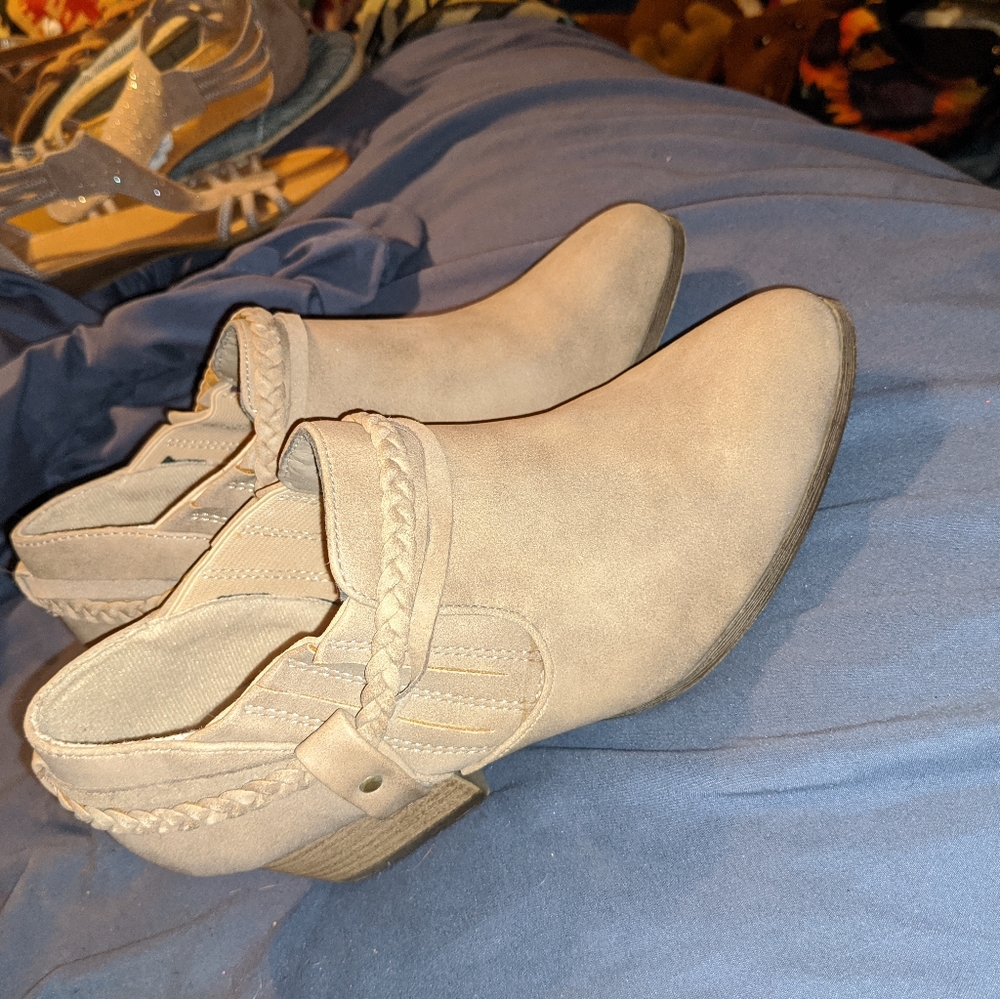 Shoes